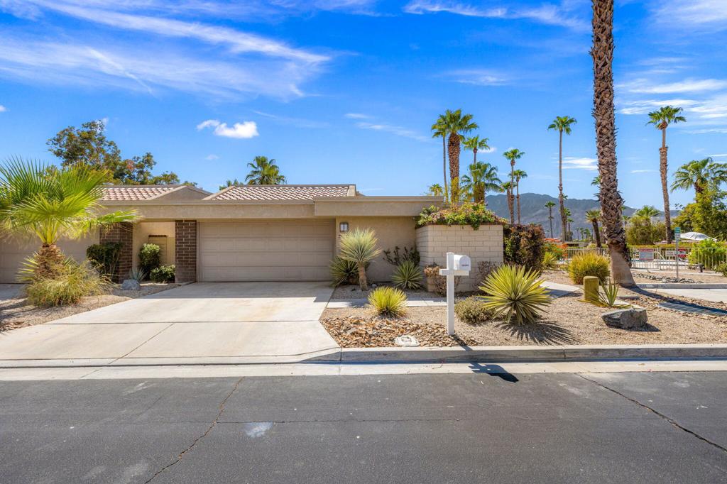 MLS #219136217DA image #3