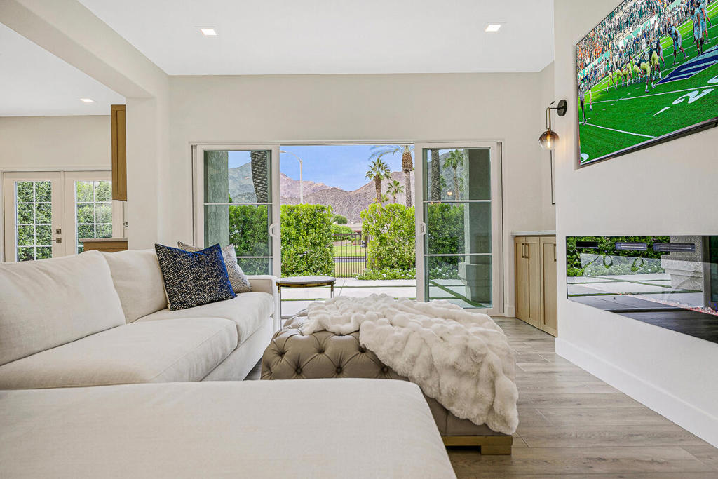 MLS #219136219DA image #12