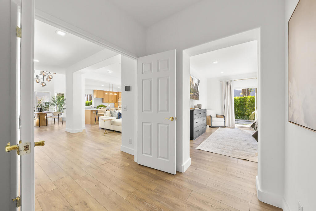 MLS #219136219DA image #15