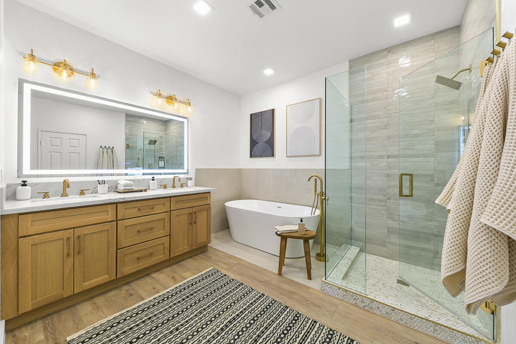 MLS #219136219DA image #19