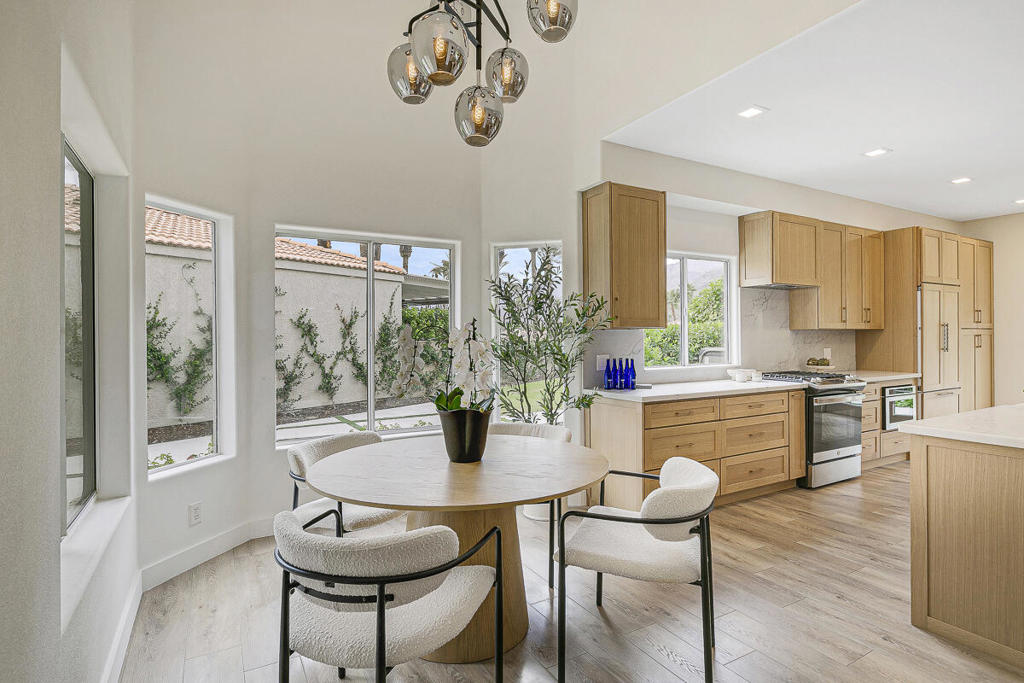 MLS #219136219DA image #2