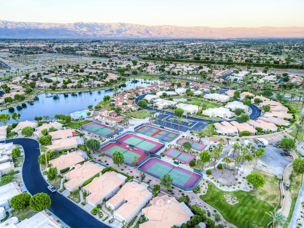 MLS #219136219DA image #4