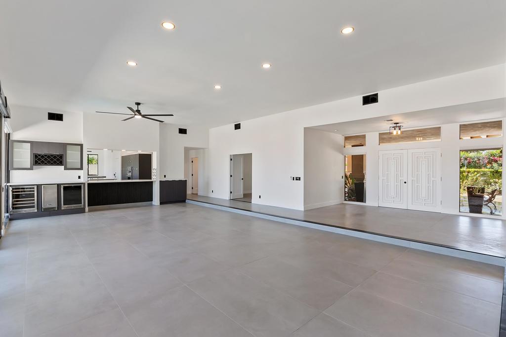 MLS #219136220DA image #2