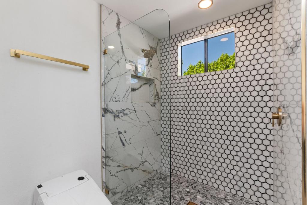 MLS #219136220DA image #25