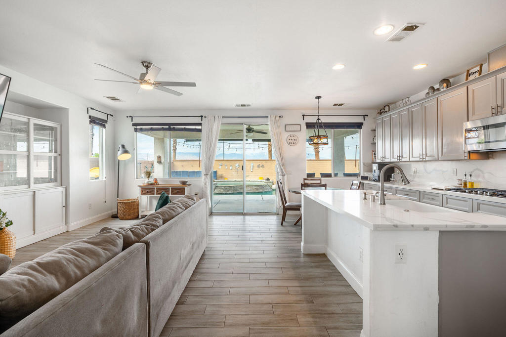 MLS #219136225DA image #16