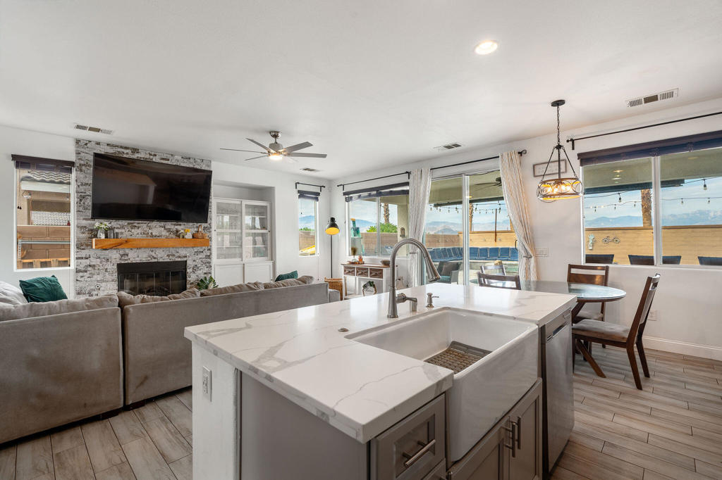 MLS #219136225DA image #19