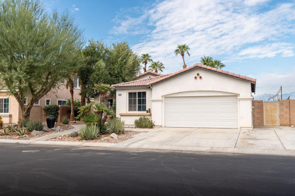 MLS #219136225DA image #2