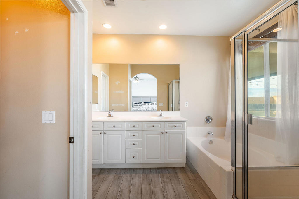 MLS #219136225DA image #24