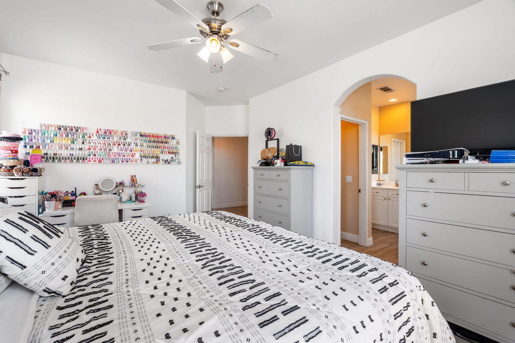 MLS #219136225DA image #27