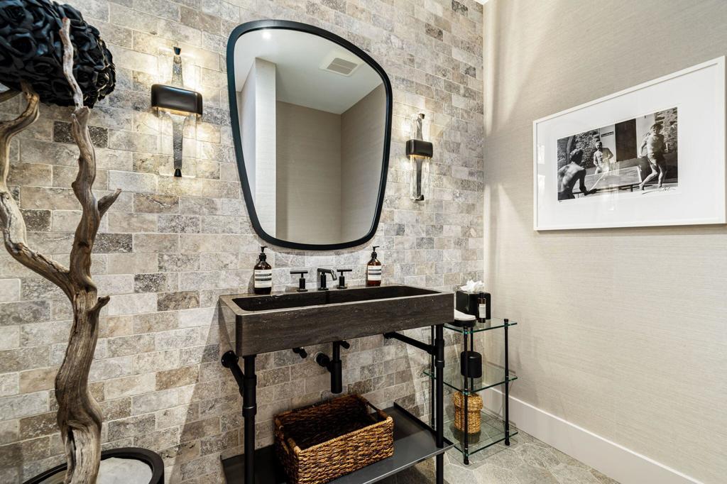 MLS #219136228DA image #16