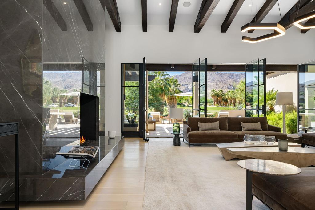 MLS #219136228DA image #2