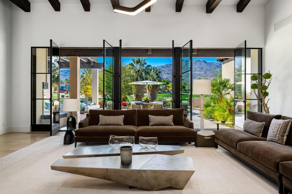 MLS #219136228DA image #3