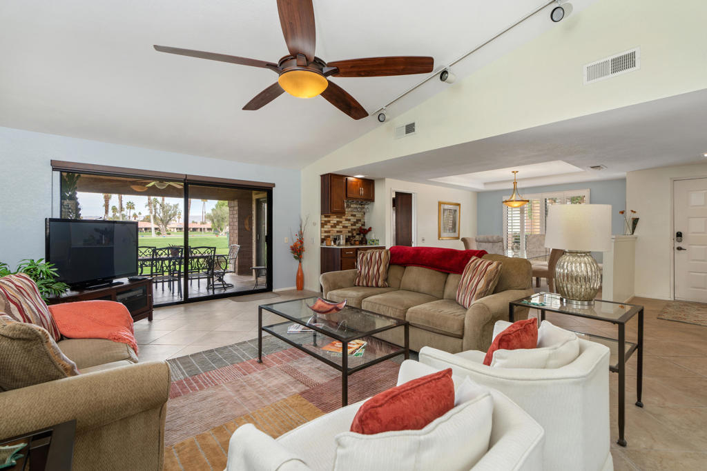 MLS #219136243DA image #8