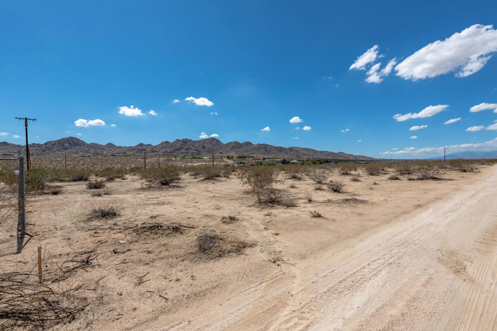 MLS #219136245DA image #6