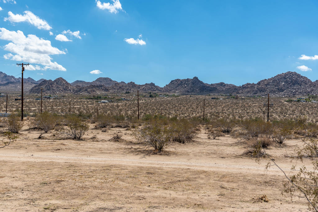 MLS #219136245DA image #7