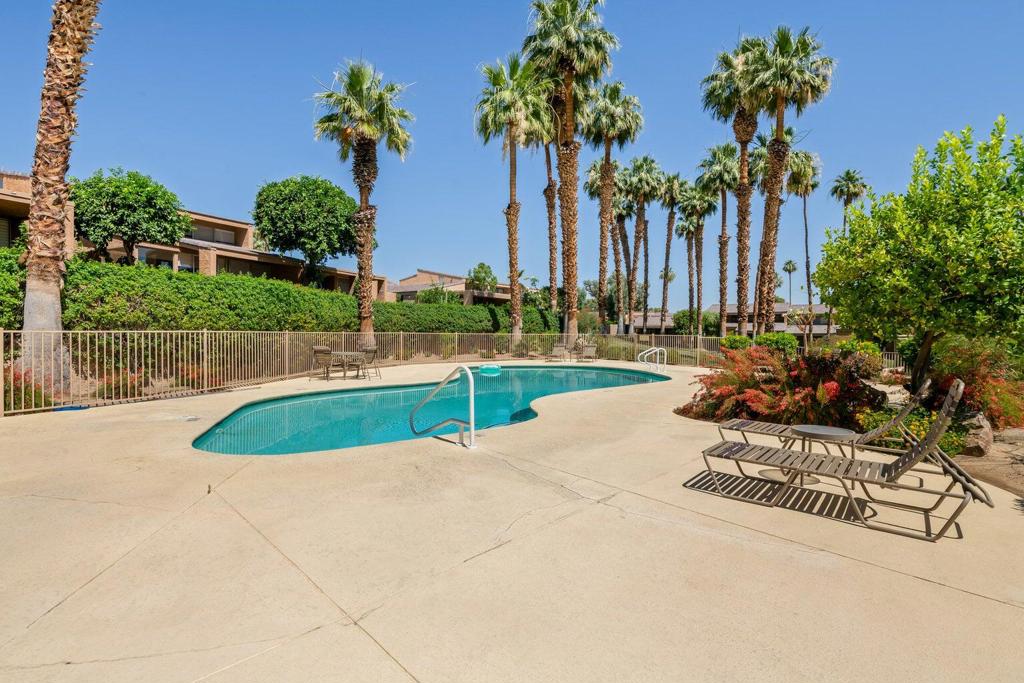 MLS #219136255DA image #9