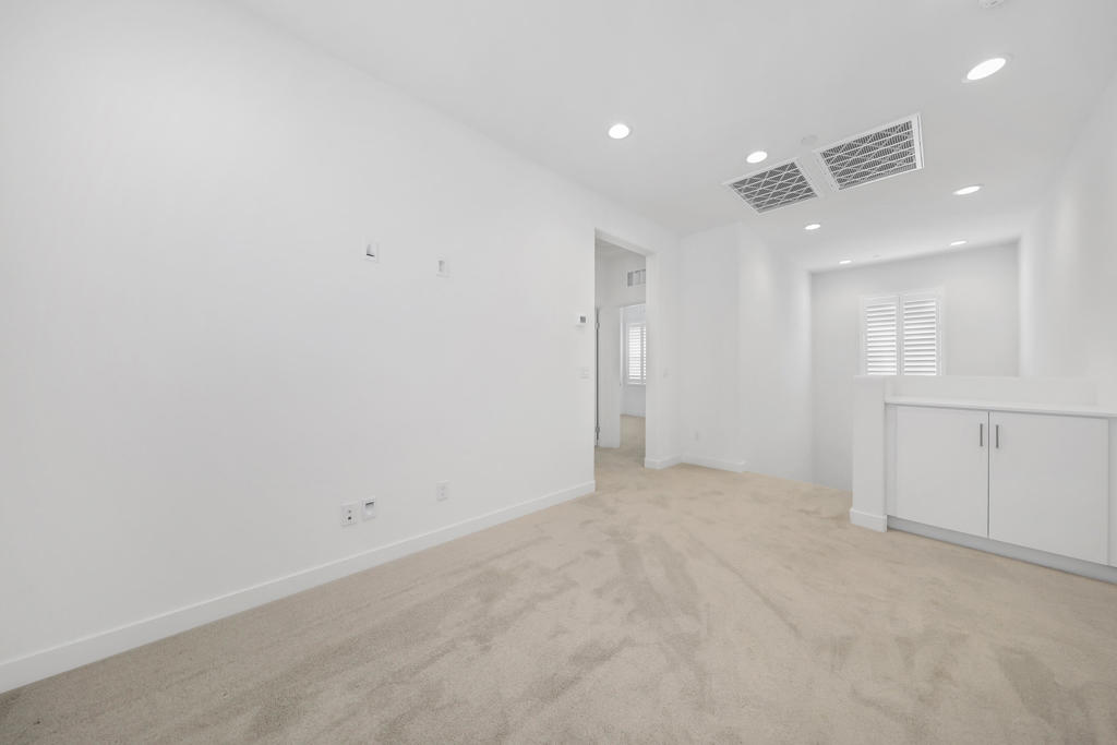 MLS #219136267DA image #13