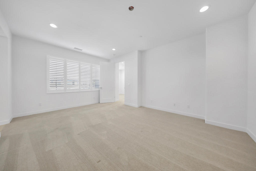 MLS #219136267DA image #15