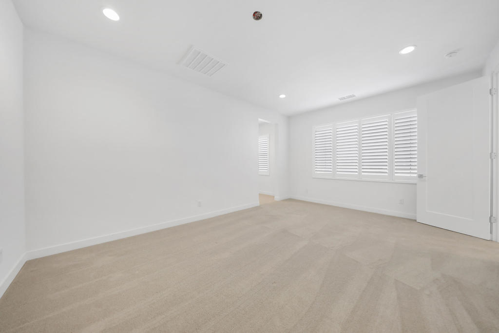 MLS #219136267DA image #16