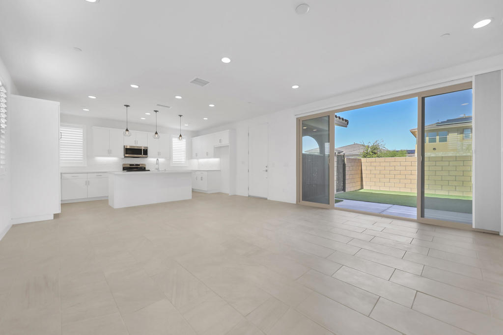 MLS #219136267DA image #3