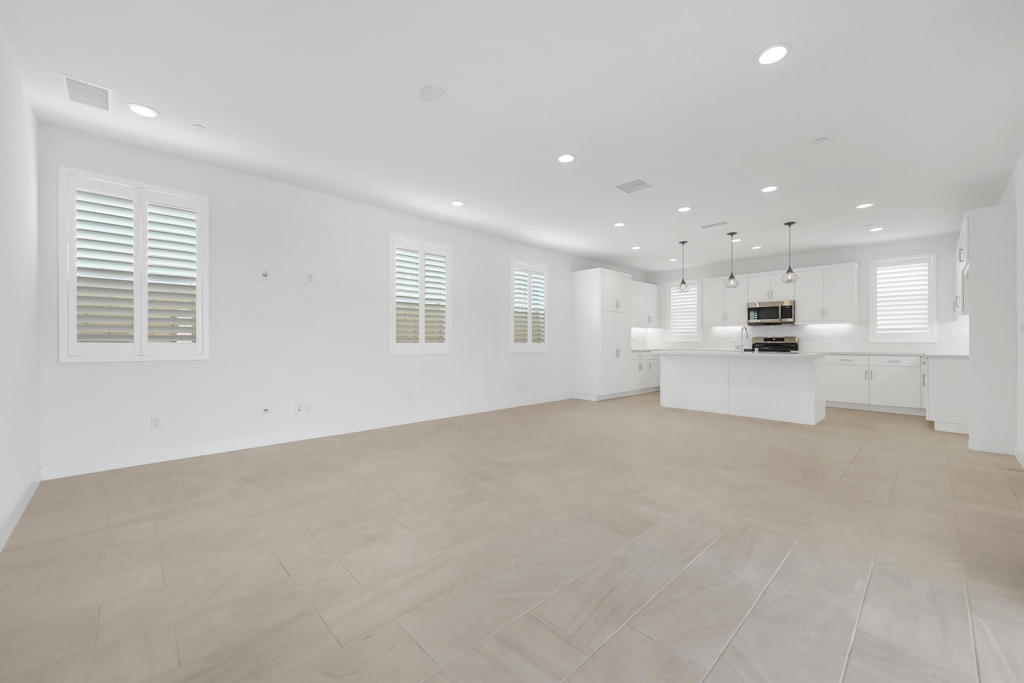 MLS #219136267DA image #4