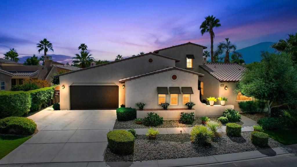 MLS #219136271DA image #1