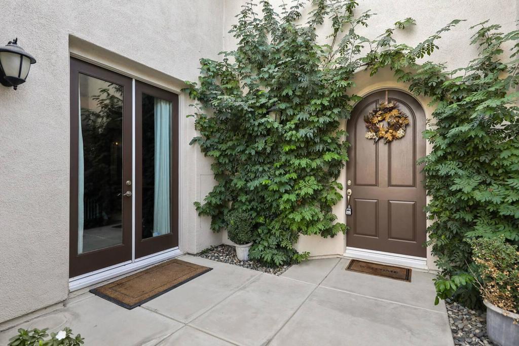 MLS #219136271DA image #2