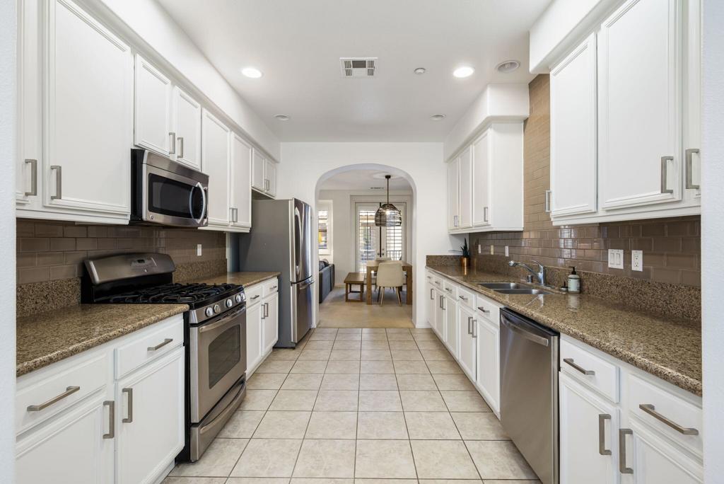 MLS #219136275DA image #12