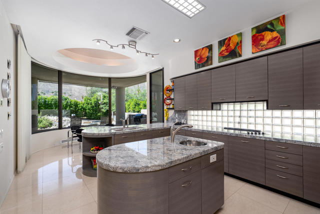 MLS #219136284PS image #16