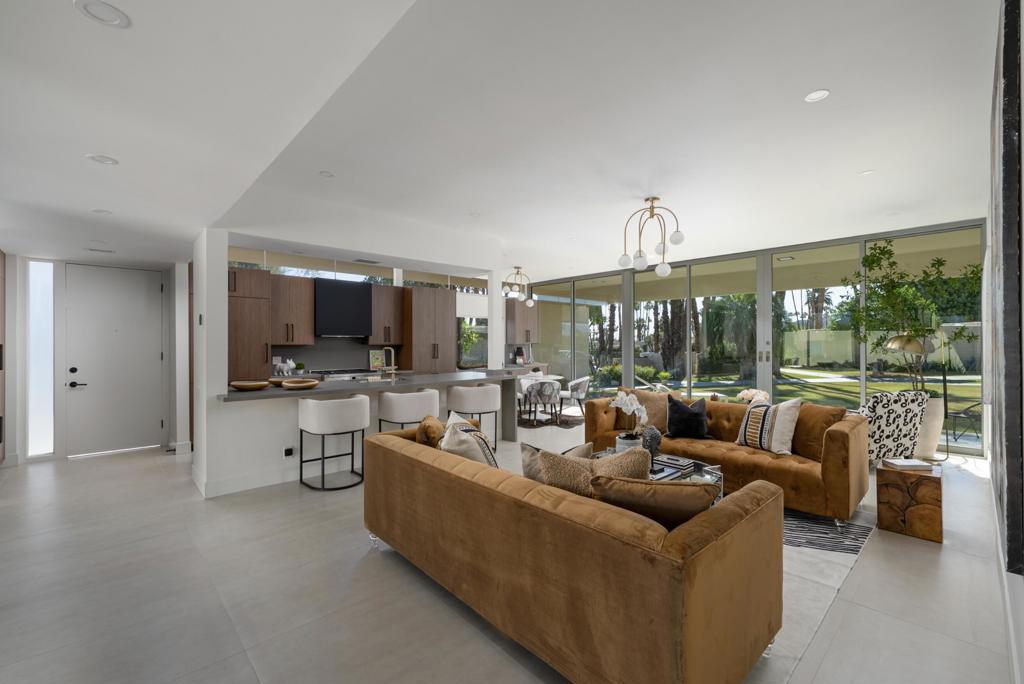 MLS #219136290PS image #2