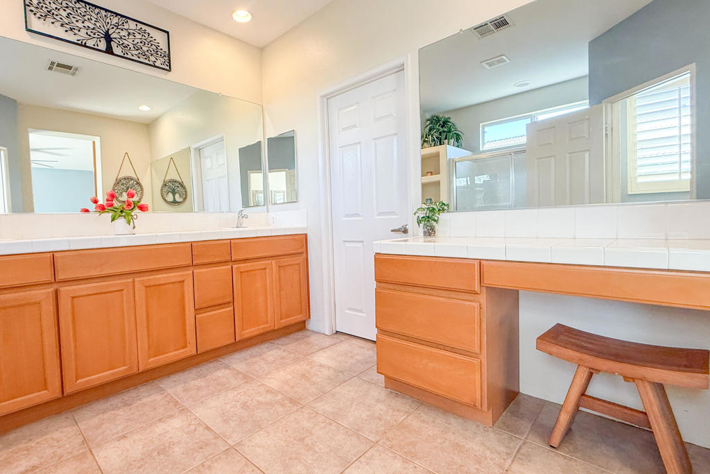 MLS #219136298DA image #12