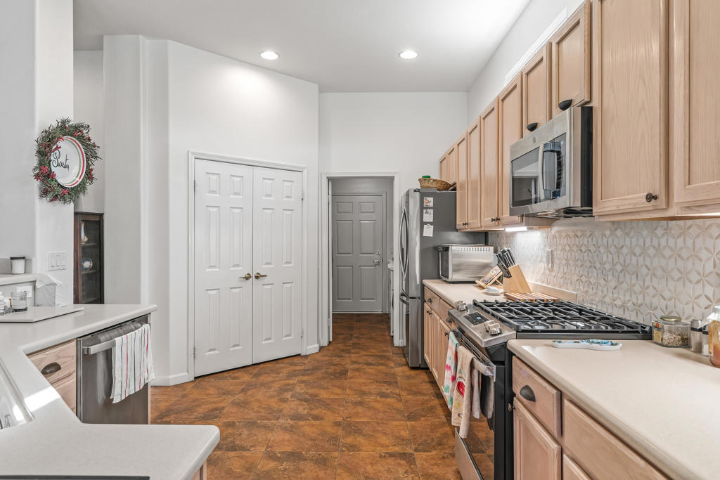 MLS #219136299DA image #20