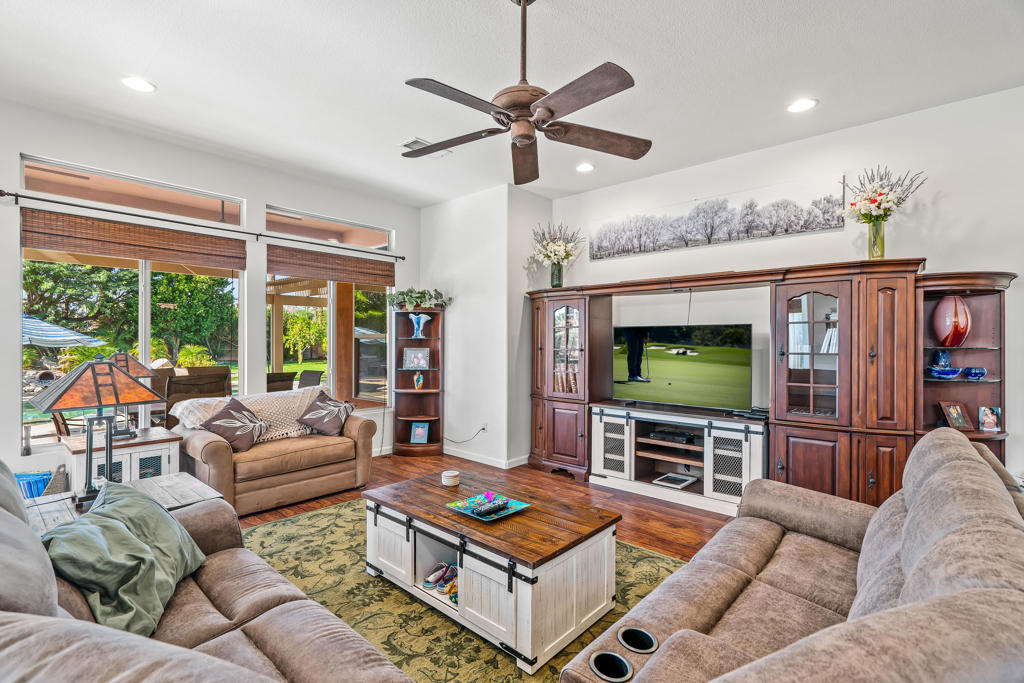 MLS #219136299DA image #8