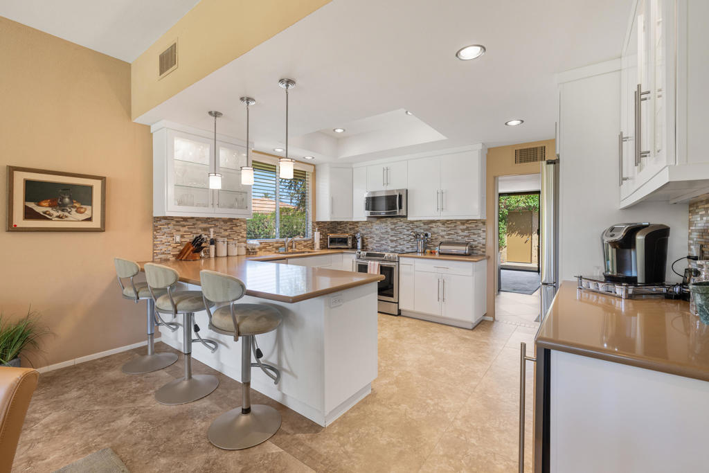 MLS #219136304DA image #17