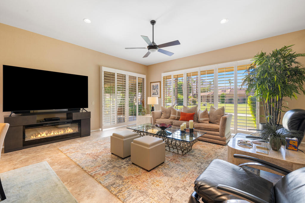 MLS #219136304DA image #25