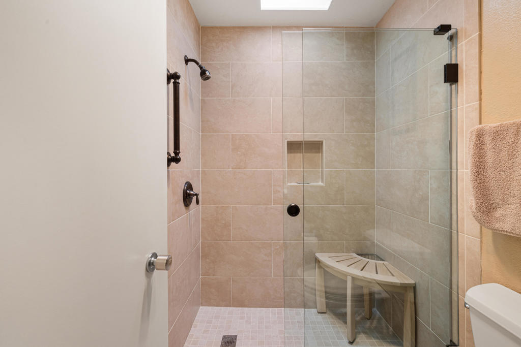 MLS #219136304DA image #32