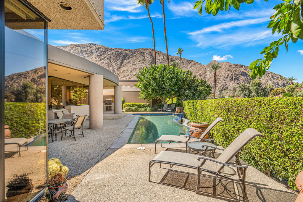 MLS #219136305DA image #2