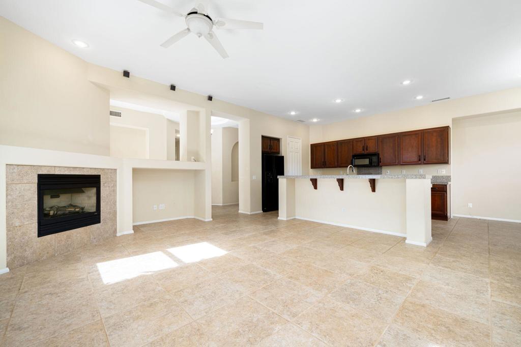 MLS #219136322DA image #14