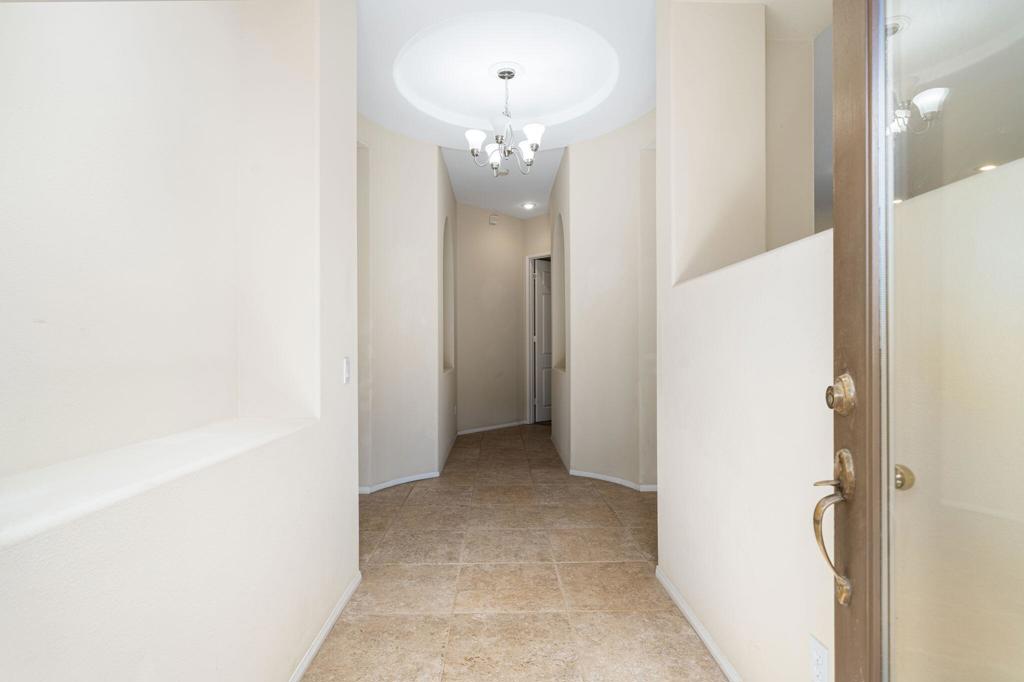 MLS #219136322DA image #9