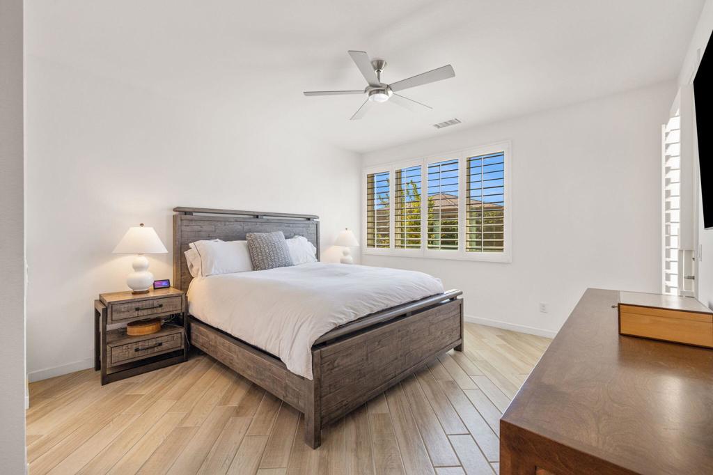 MLS #219136331DA image #15