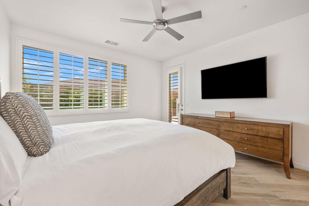 MLS #219136331DA image #16