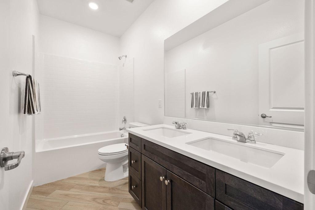 MLS #219136331DA image #23