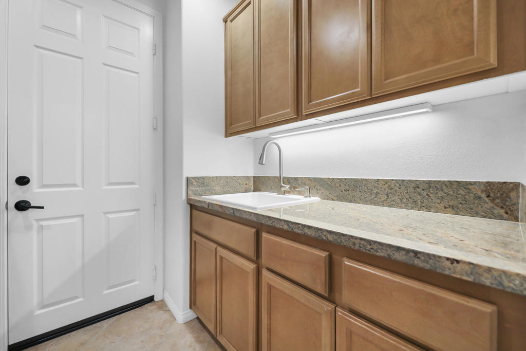 MLS #219136334DA image #11