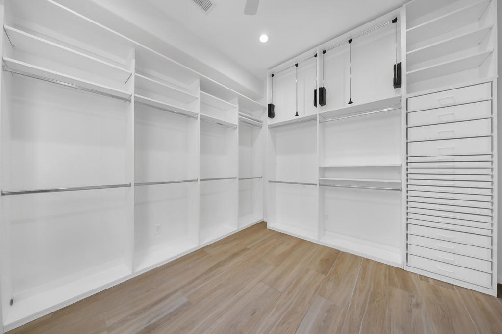 MLS #219136334DA image #26