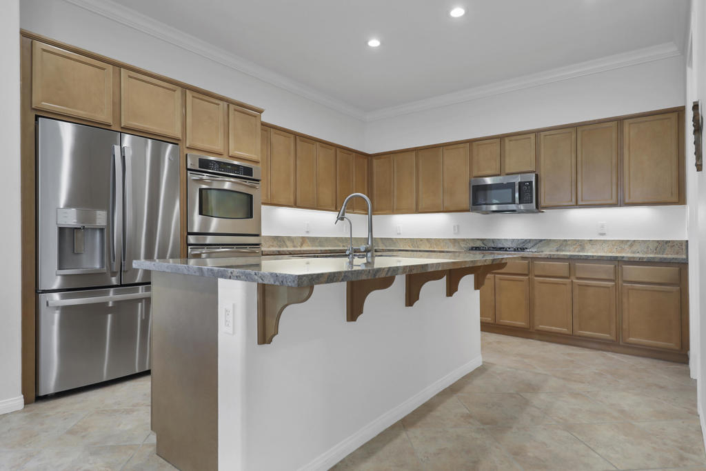 MLS #219136334DA image #4