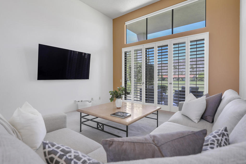 MLS #219136344DA image #2