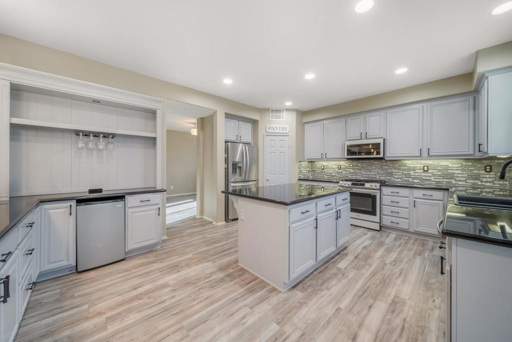 MLS #219136363DA image #14