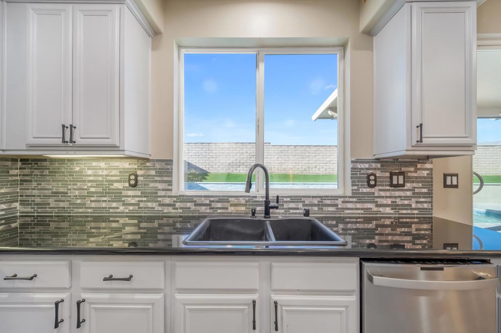 MLS #219136363DA image #16