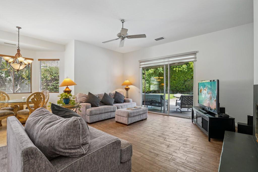 MLS #219136365DA image #8