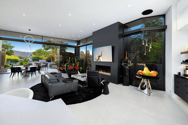 MLS #219136371DA image #8